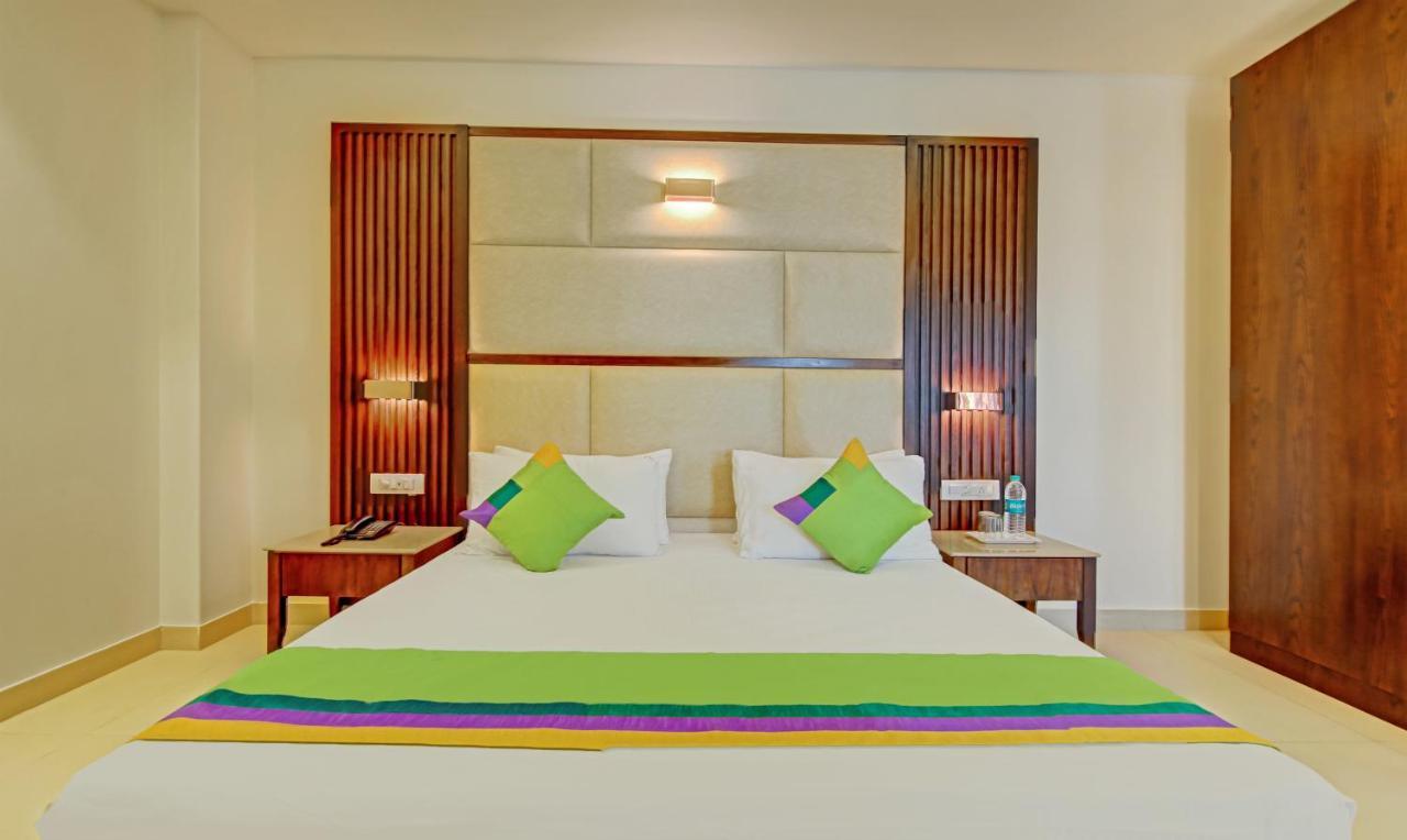 Treebo Premium Relax Inn Patel Nagar New Delhi Exterior photo