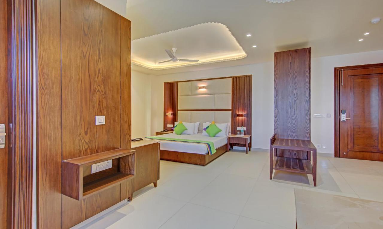 Treebo Premium Relax Inn Patel Nagar New Delhi Exterior photo